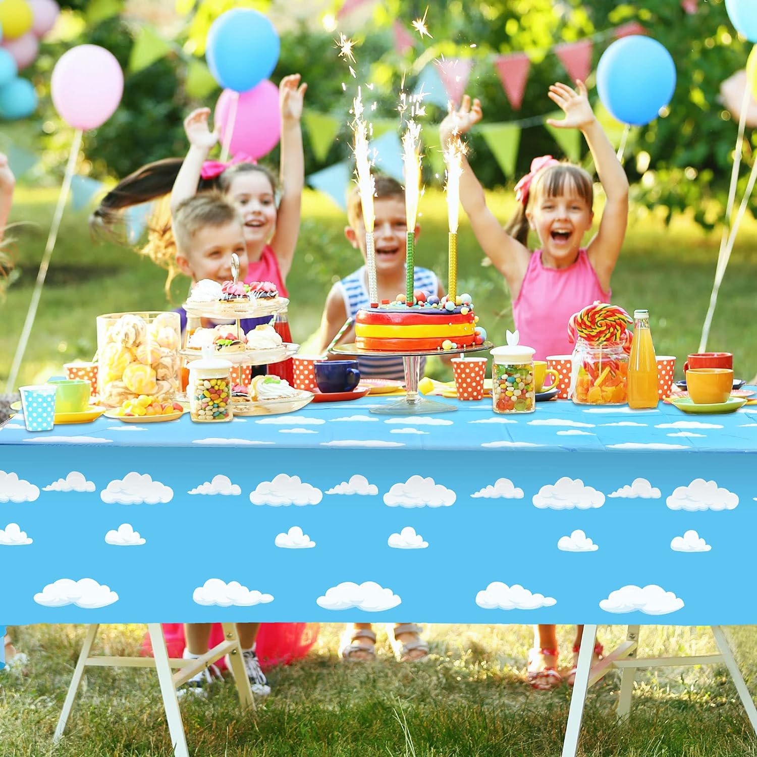 غطاء طاولة مستوحى من تويز لحفل - مراجعة Table Cloth Disposable وسعره