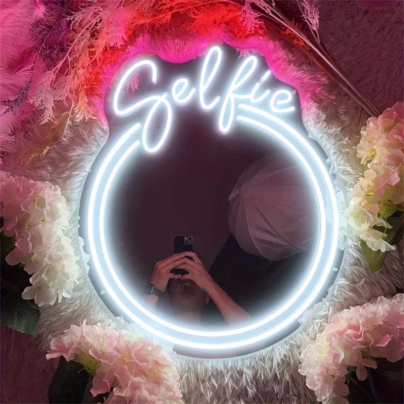لافتات نيون مخصصة على شكل مرآة - مراجعة Neon Sign Party وسعره